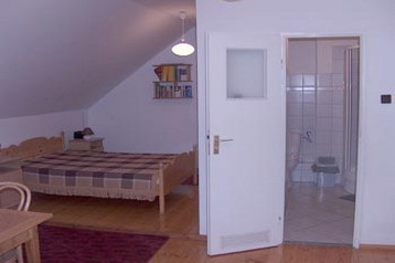 Poland Privát Czaszyn, Exterior